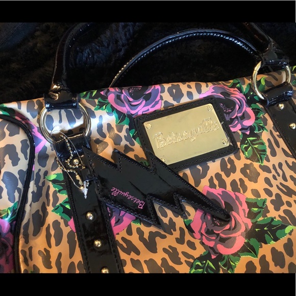 Betseyville by Betsey Johnson handbag - Picture 6 of 7